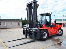 Heavy load forklift